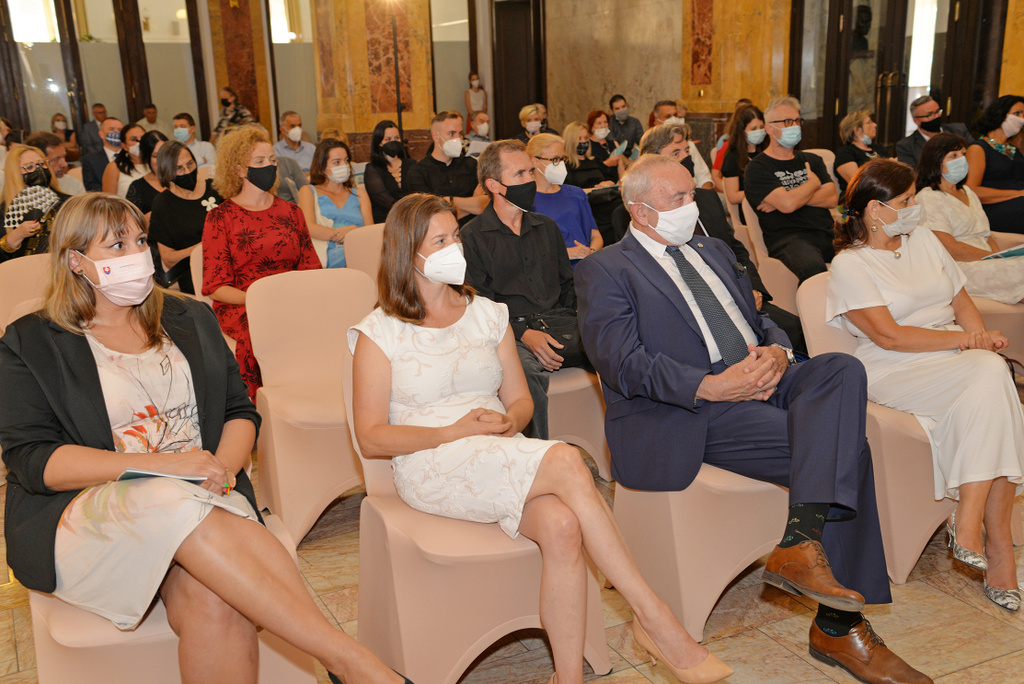 NAJKRAJŠIE KNIHY SLOVENSKA 2020 - SLÁVNOSTNÉ ODOVZDÁVANIE