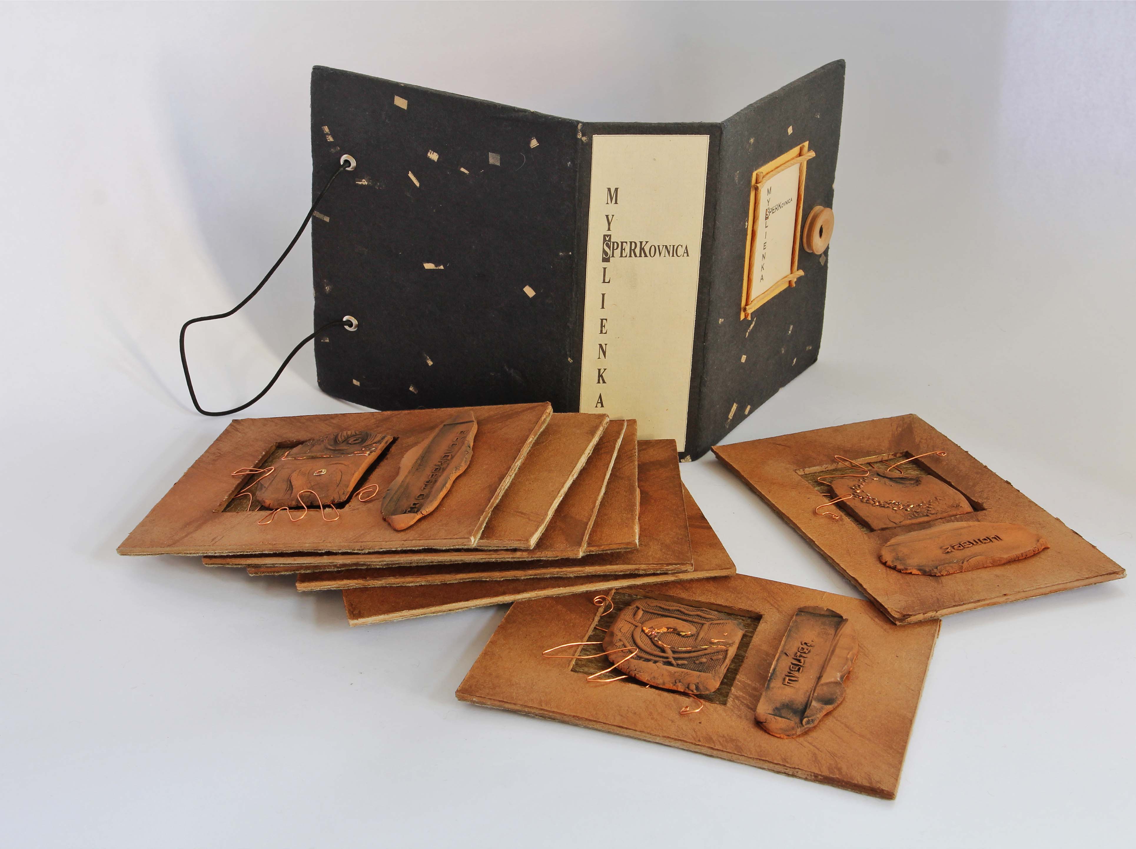 Myšlienka šperkovnica - 3