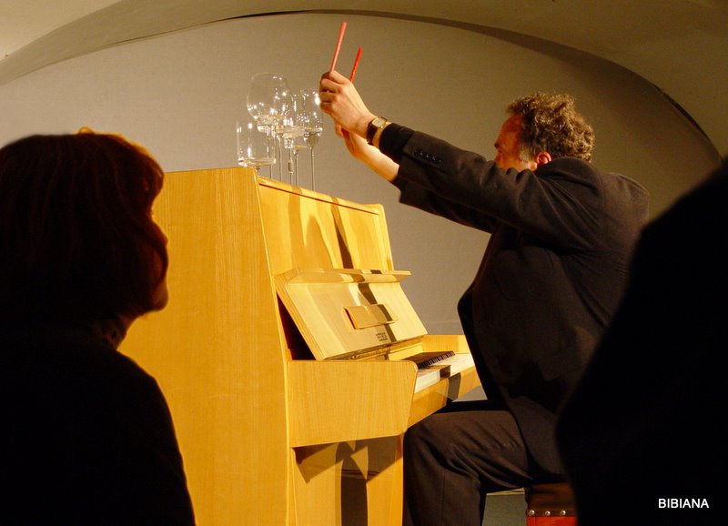 Pozor sklo vernisáž 2005 1