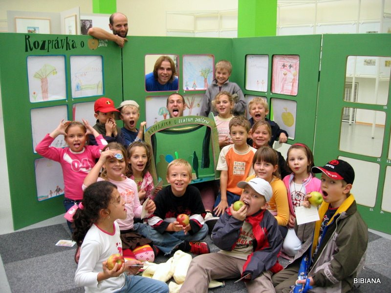 O zlatom jablku 2005.12