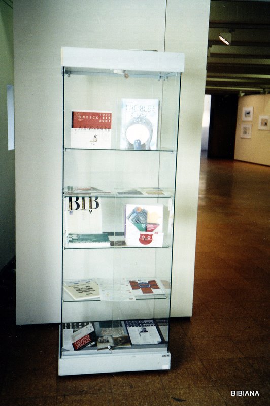 Výstava prác zhotovených na workshope UNESCO-BIB 2001.2