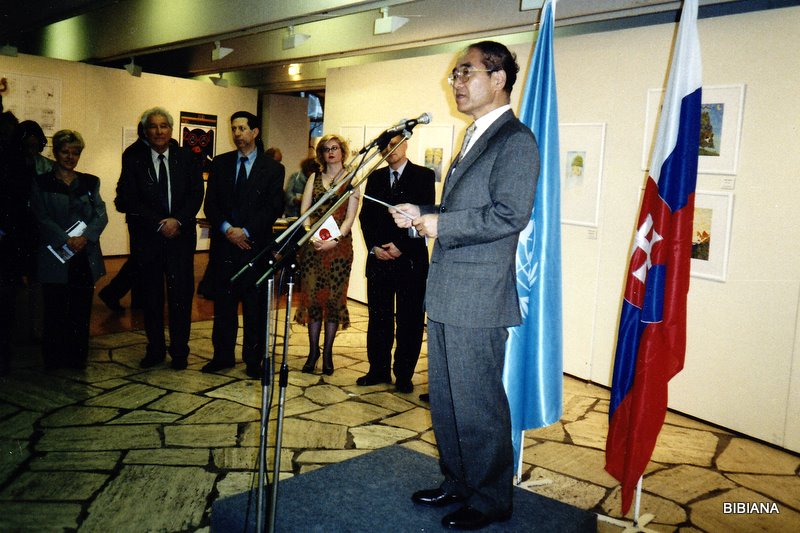 Výstava prác zhotovených na workshope UNESCO-BIB 2001.3