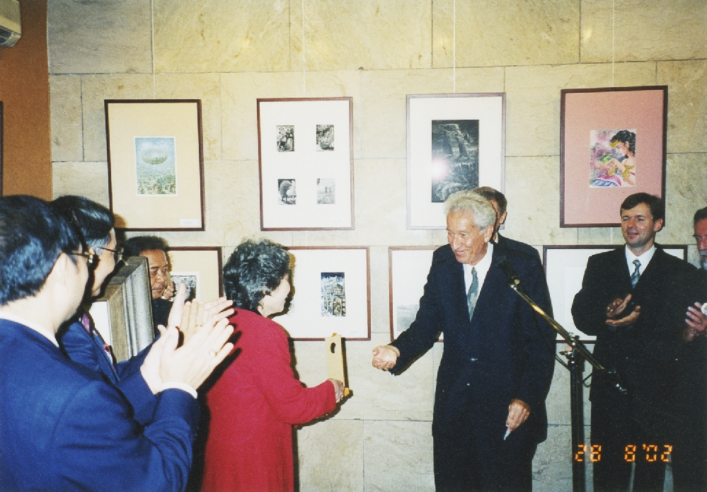 Medzinarodna ilustracia detskej knihy_Jakarta2002_9