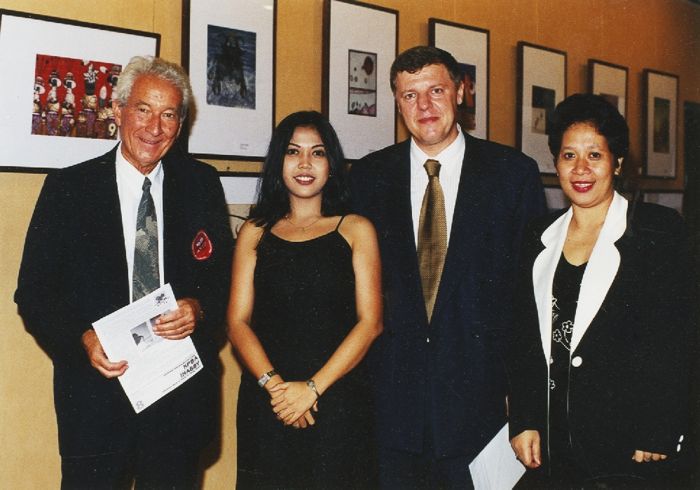 Medzinarodna ilustracia detskej knihy_Jakarta2002_10