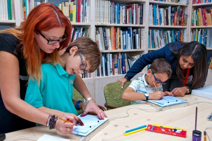 Nadia Talah (Francúzsko), Elodie Marechal (Francuzsko)