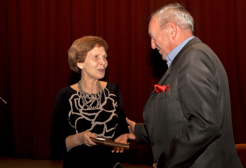 CENA  TROJRUŽA  2014 TONI  REVAJOVEJ 1