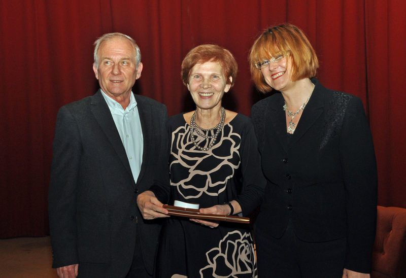 CENA  TROJRUŽA  2014 TONI  REVAJOVEJ 3