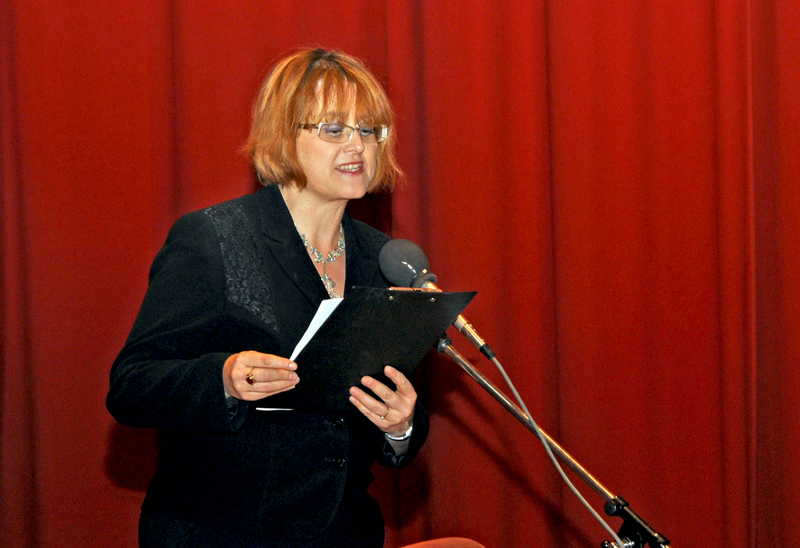 CENA  TROJRUŽA  2014 TONI  REVAJOVEJ