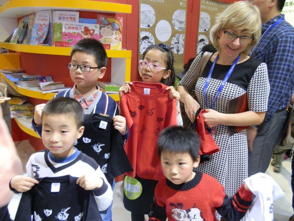 Grand Prix BIB 1967-2013 a  Ilustrátori ocenení Zlatými jablkami BIB 1967-2013 - Šanghaj 2