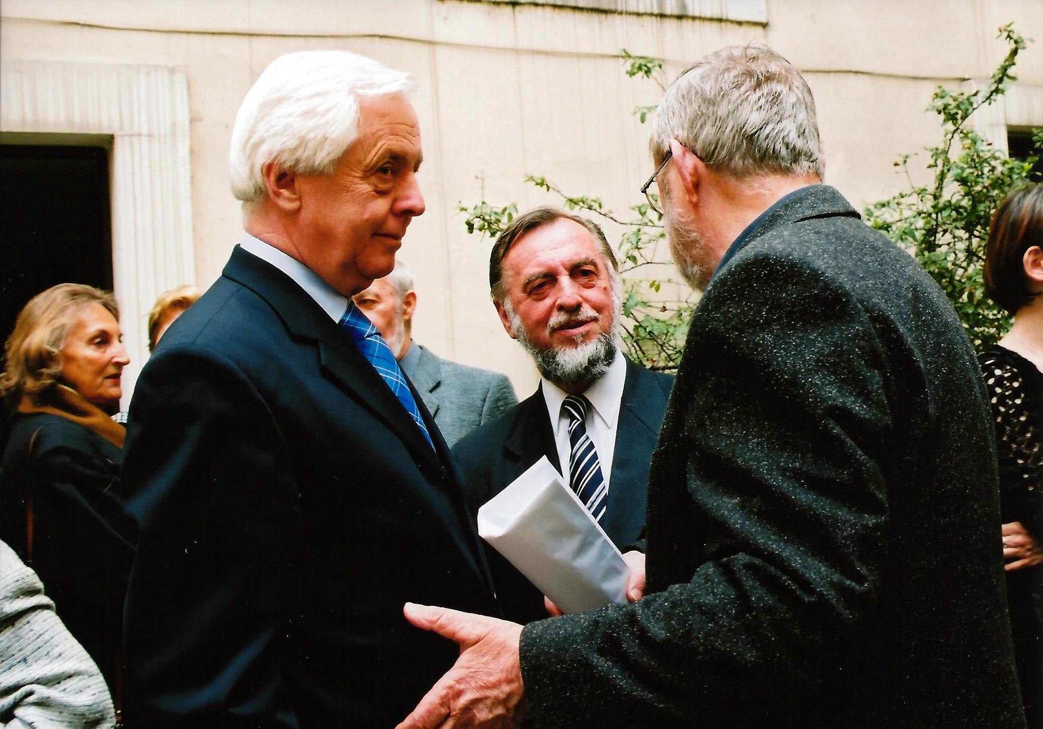 Najkrajšie knihy Slovenska 2002- vernisáž -001