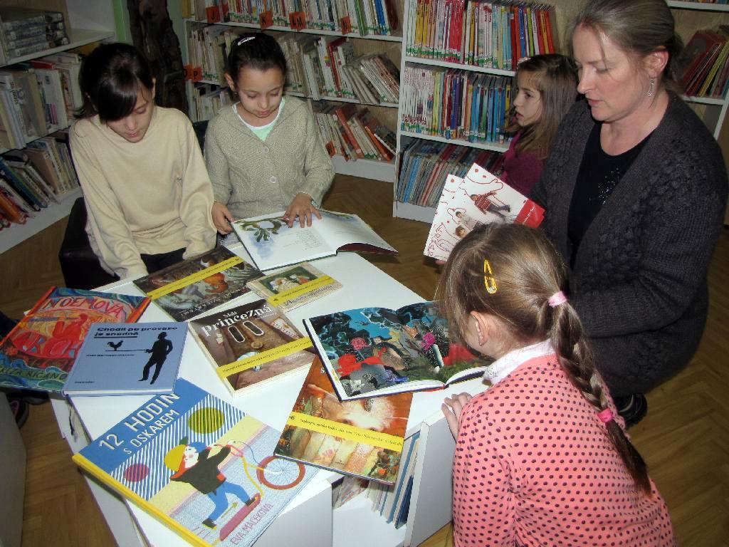 Knihy pre deti ocenené v Čechách a na Slovensku - Rožňava-001