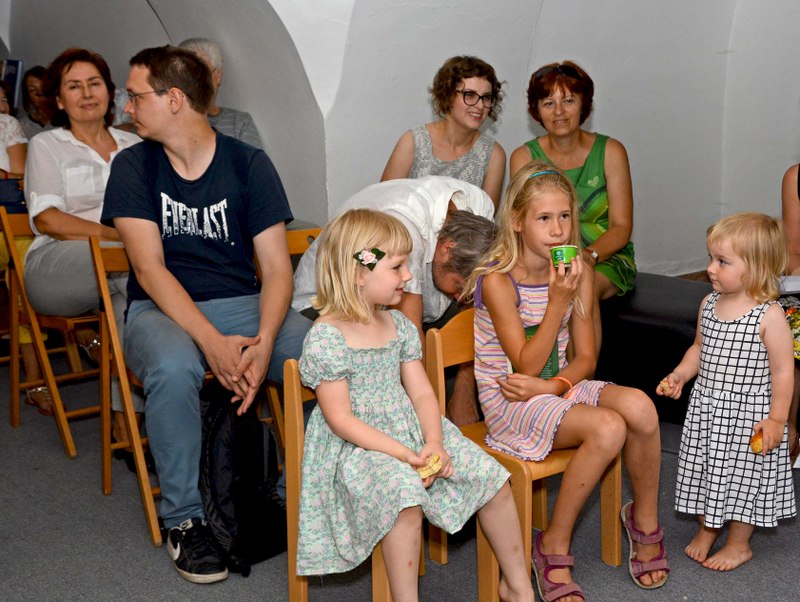 Najkrajšie a najlepšie detské knihy jari, leta jesene a zimy 2015 na Slovensku 2