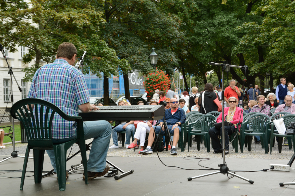 Knižné hody 2016-002