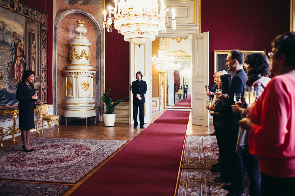 Primaciálny palác uvitanie zahraničných hostí 11. 10. 2016 13-08-03