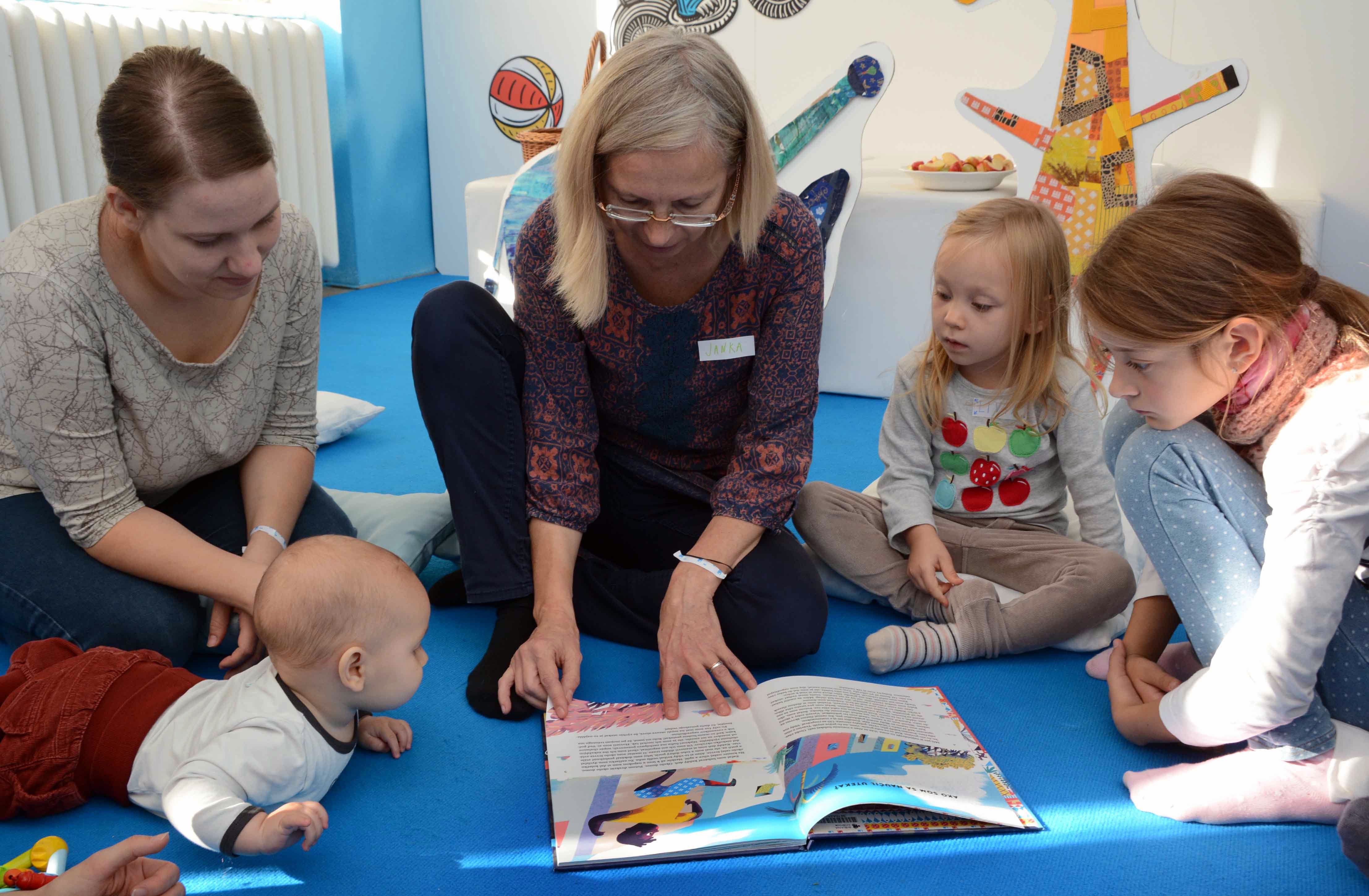 Utekajme k našej mamke-004