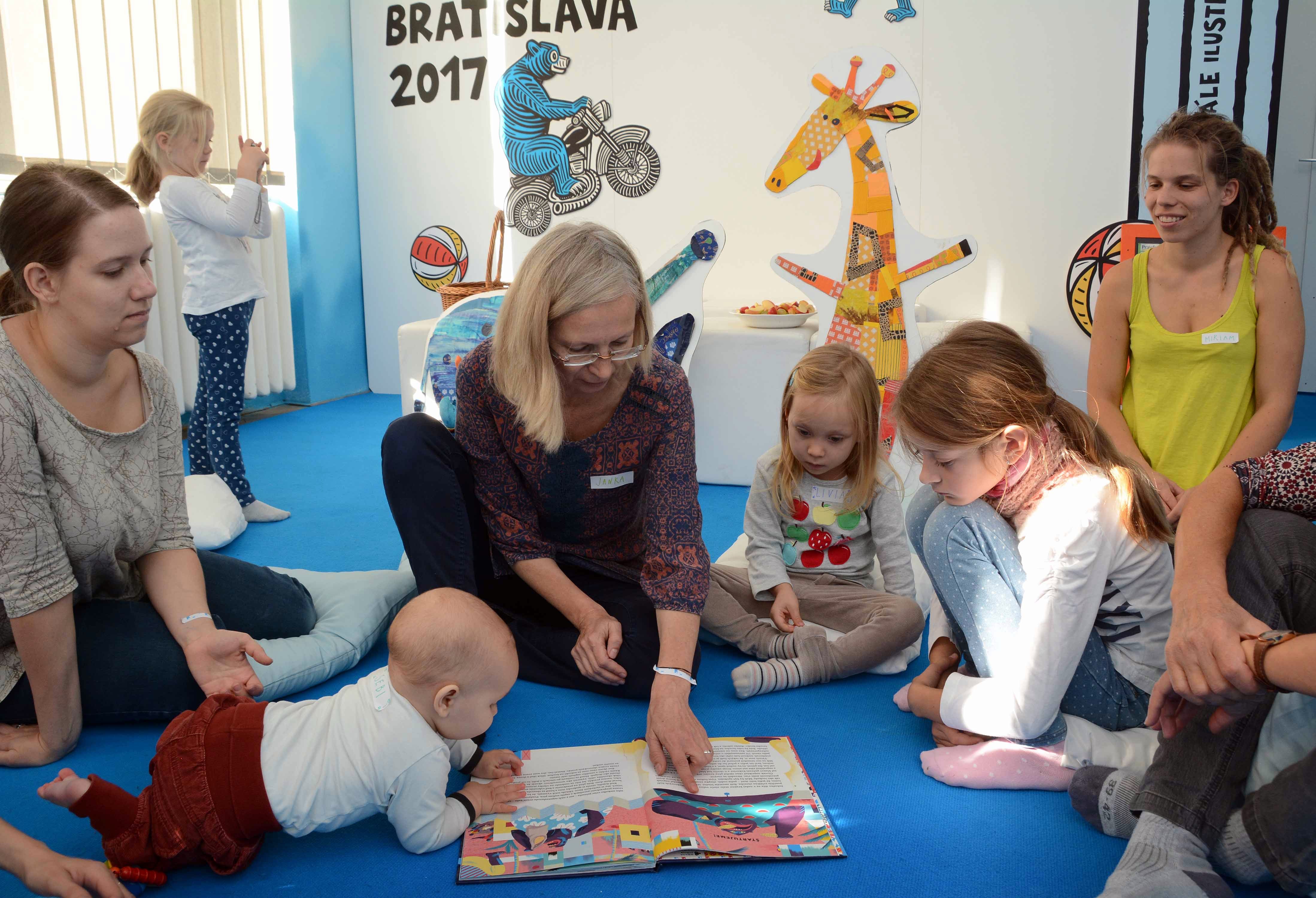 Utekajme k našej mamke-005