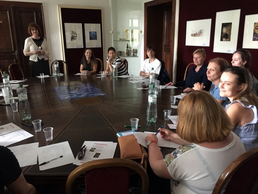 tame, počúvame, vnímame v priestore knihy I ,apríl 2018-002