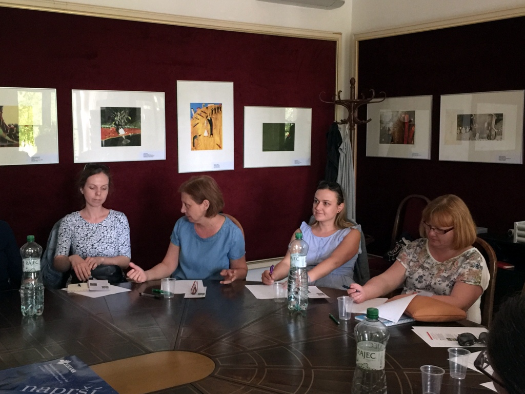 tame, počúvame, vnímame v priestore knihy I ,apríl 2018-003