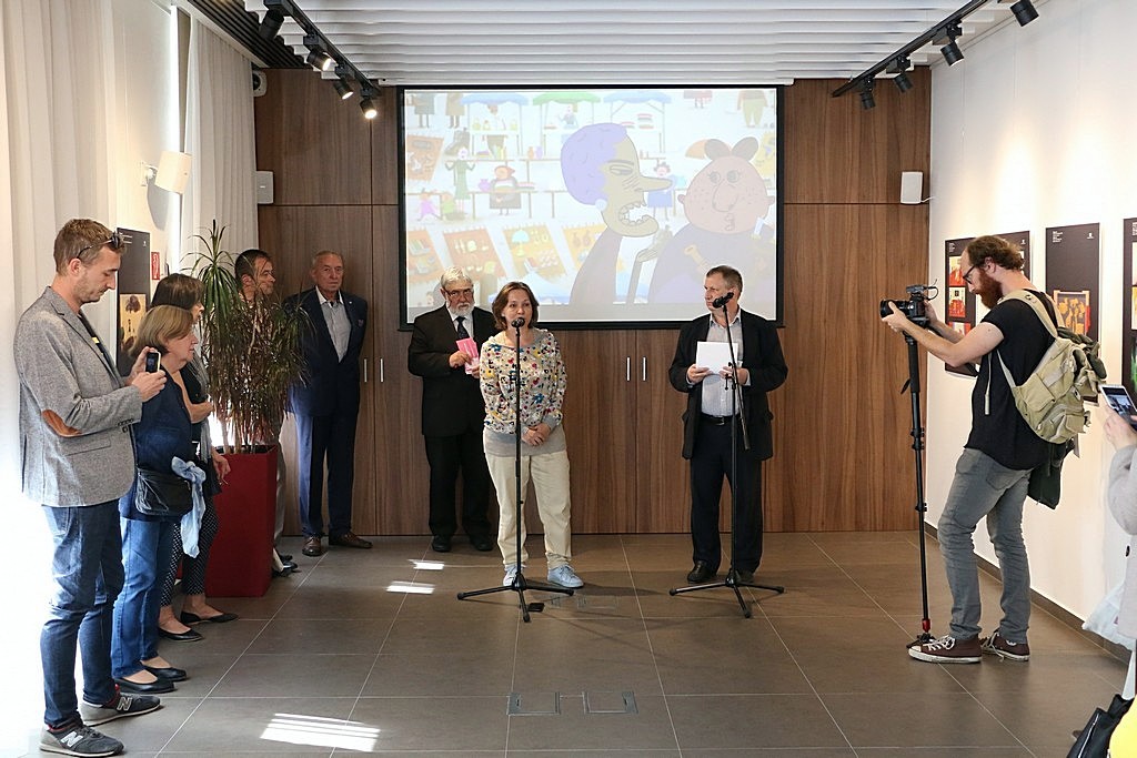 FILMOVÉ BÁSNIČKY A PESNIČKY-017