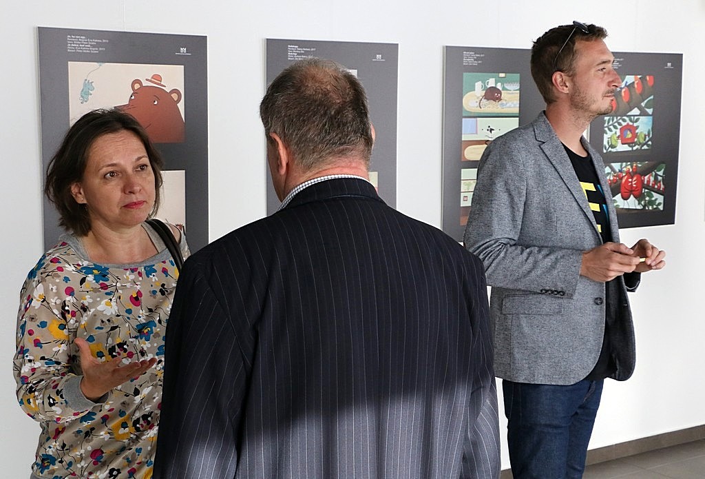 FILMOVÉ BÁSNIČKY A PESNIČKY-012