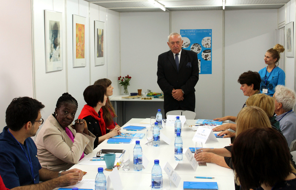 Zasadnutie Medzinárodnej poroty BIB 2017 3. 9. 2017 10-01-33