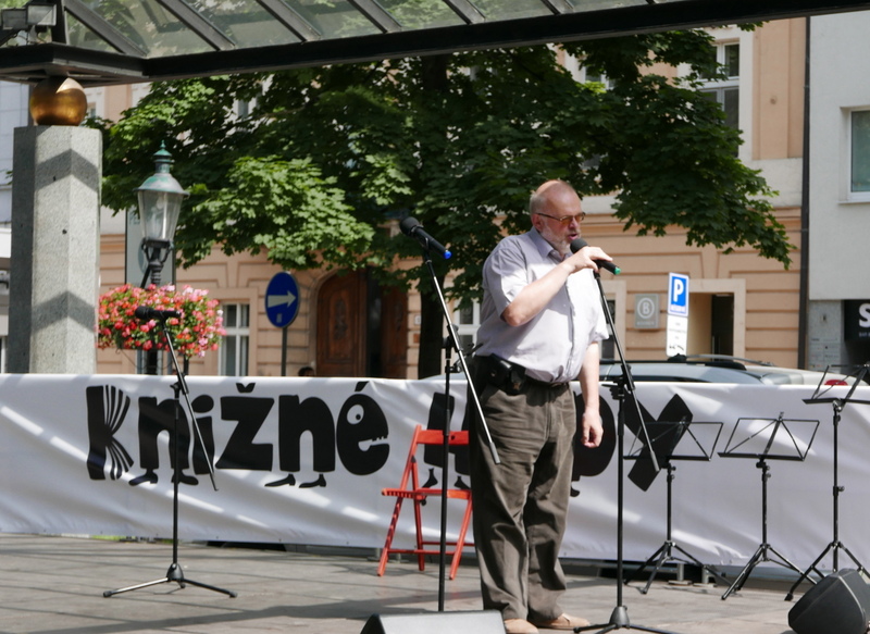 F2_otvorenie Huska