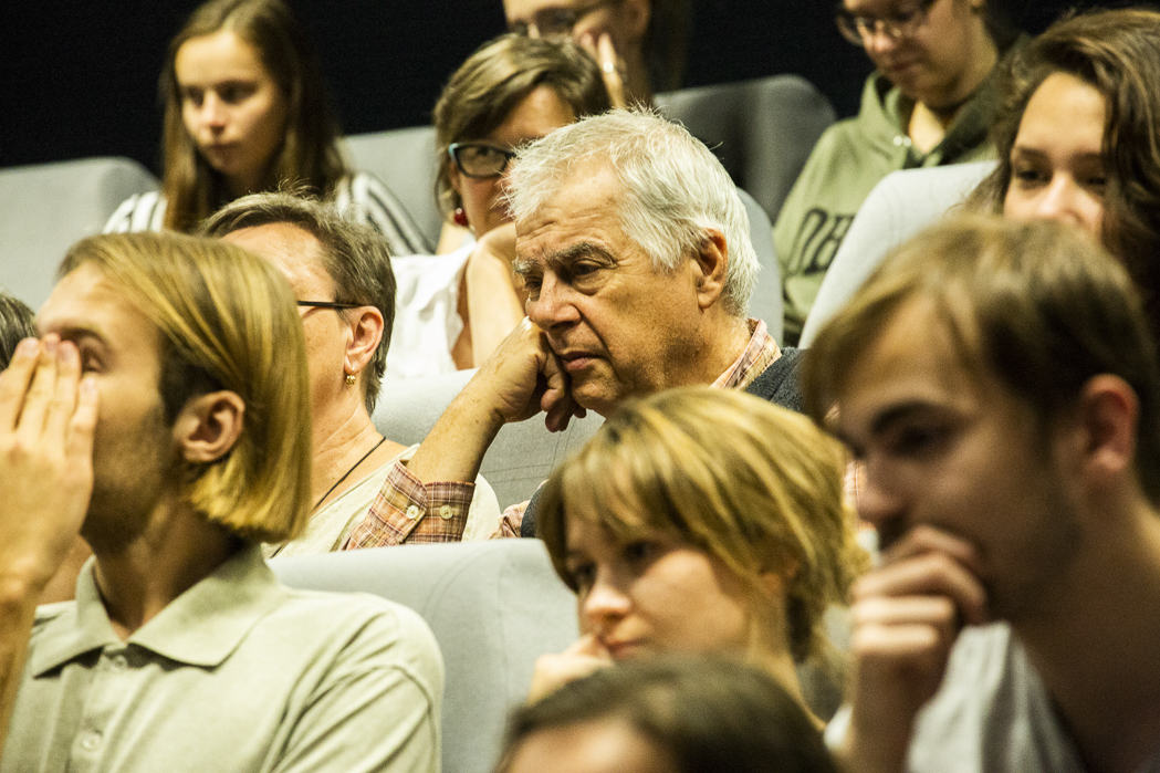 Uvedenie filmu Cervená korytnačka autorom Michäel Dudok de Witom, s úvodom filmového historika Giannalberta Bendazziho-014