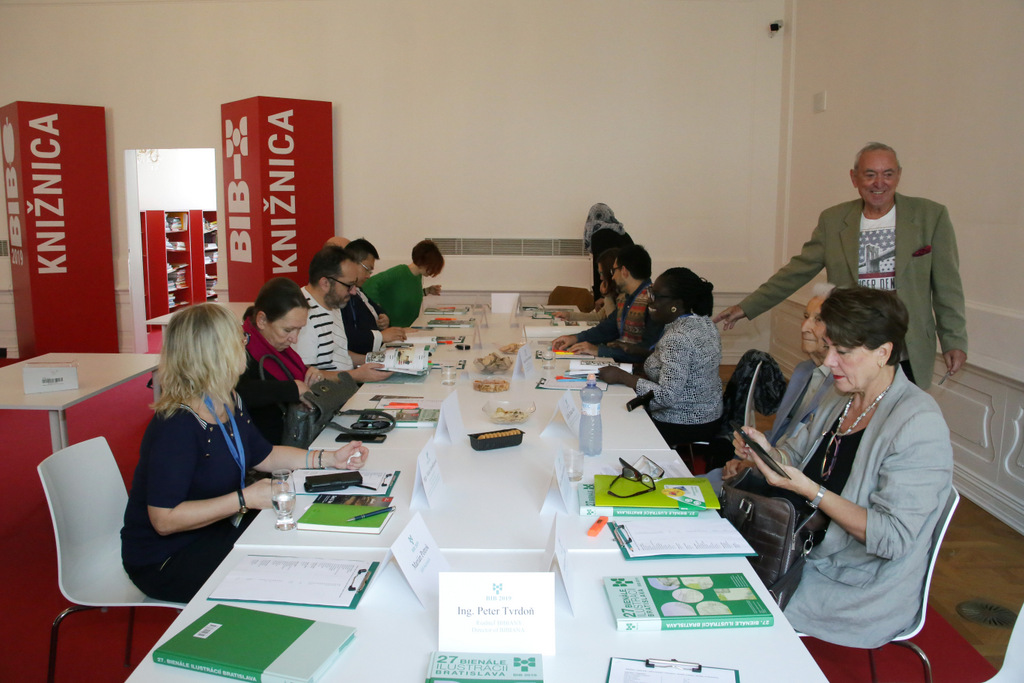 zasadnutie poroty BIB-001