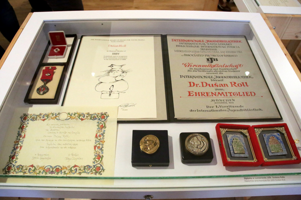 Očami spomienok Dušana Rolla-004