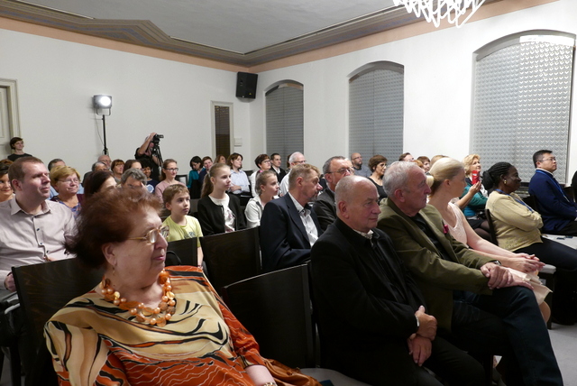 Hudobný salón 2019-001