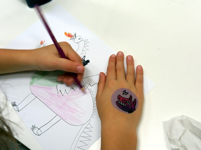 V ateliéri s ilustrátorom  Matúš Maťátko-002