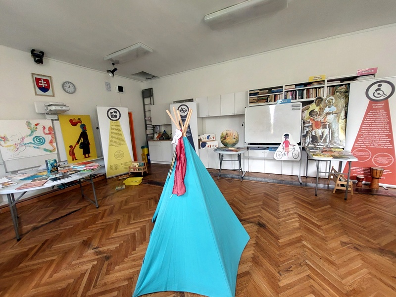 Zmysel to má aj bez zmyslov - Lozorno-001