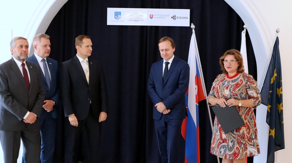 Poltusko Ocenení na BIB 2019-001
