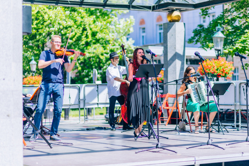 Písané ceruzkou-007