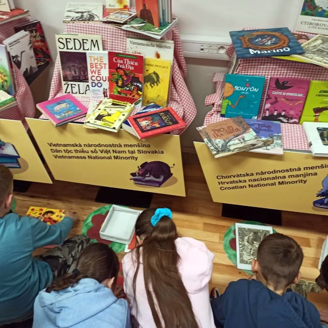 # SLOVO # JAZYK # KNIHA - Vrakuňa