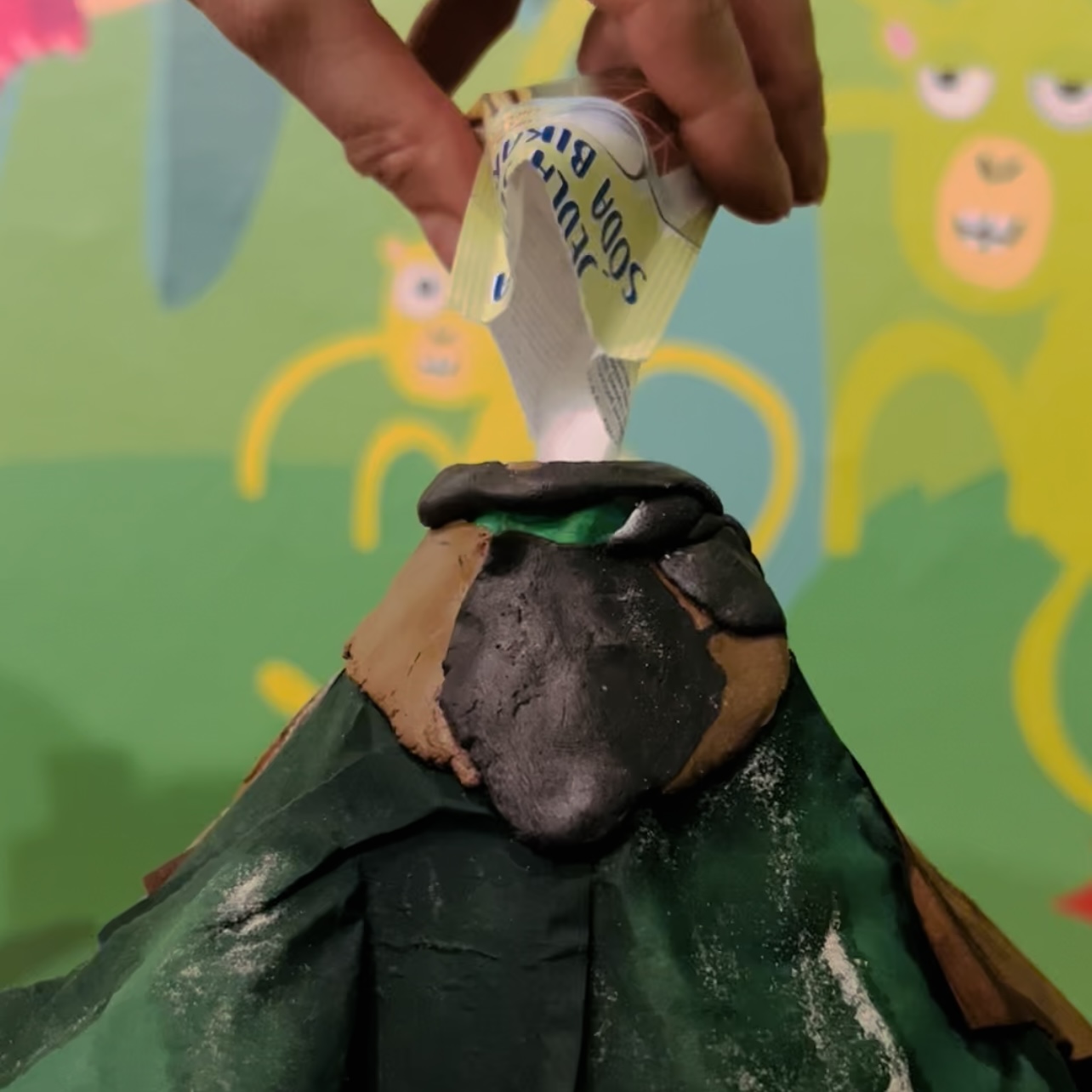 ZAHRAJ SA S CHÉMIOU