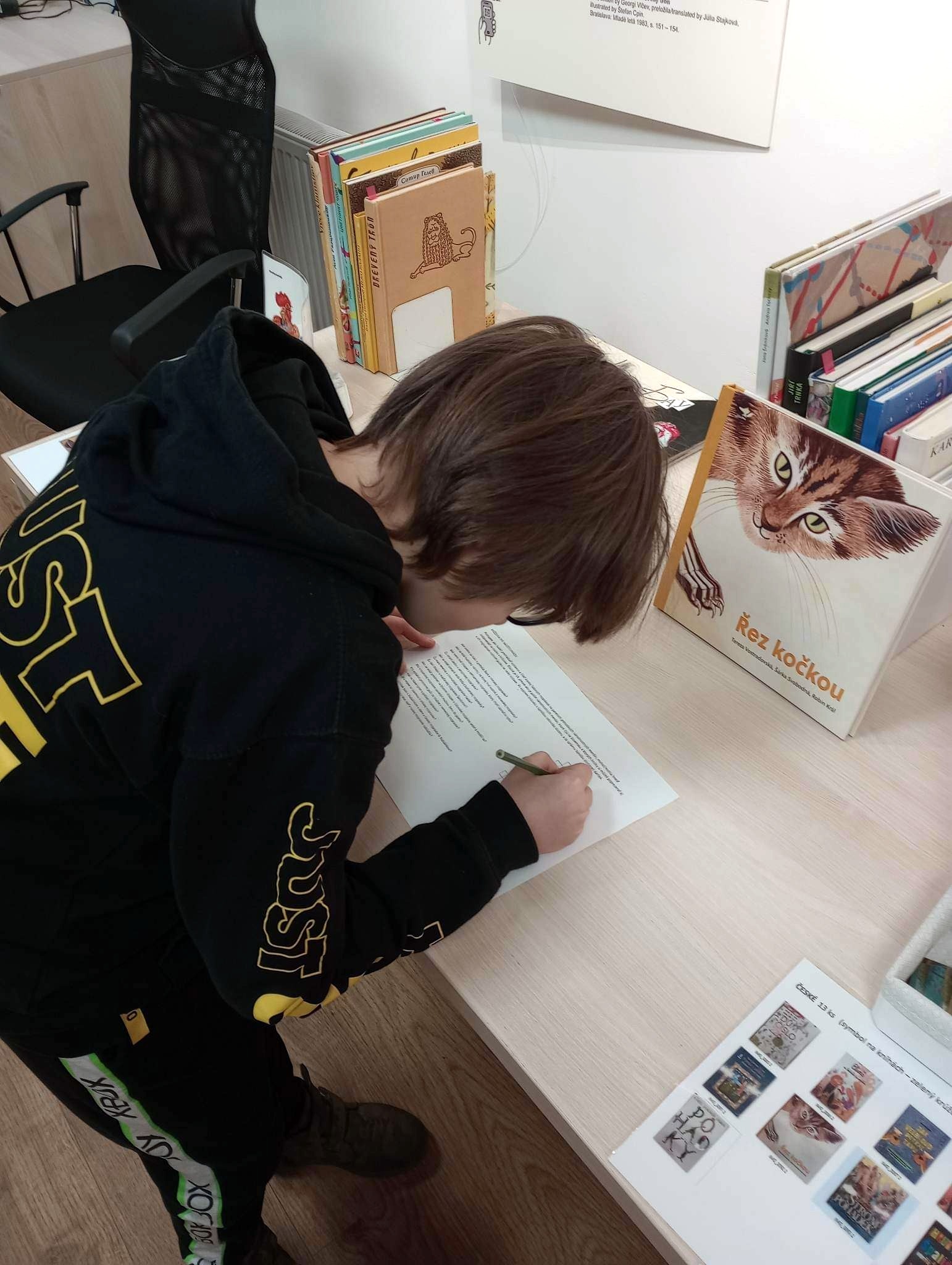 Michalovce slovo jazyk kniha-005