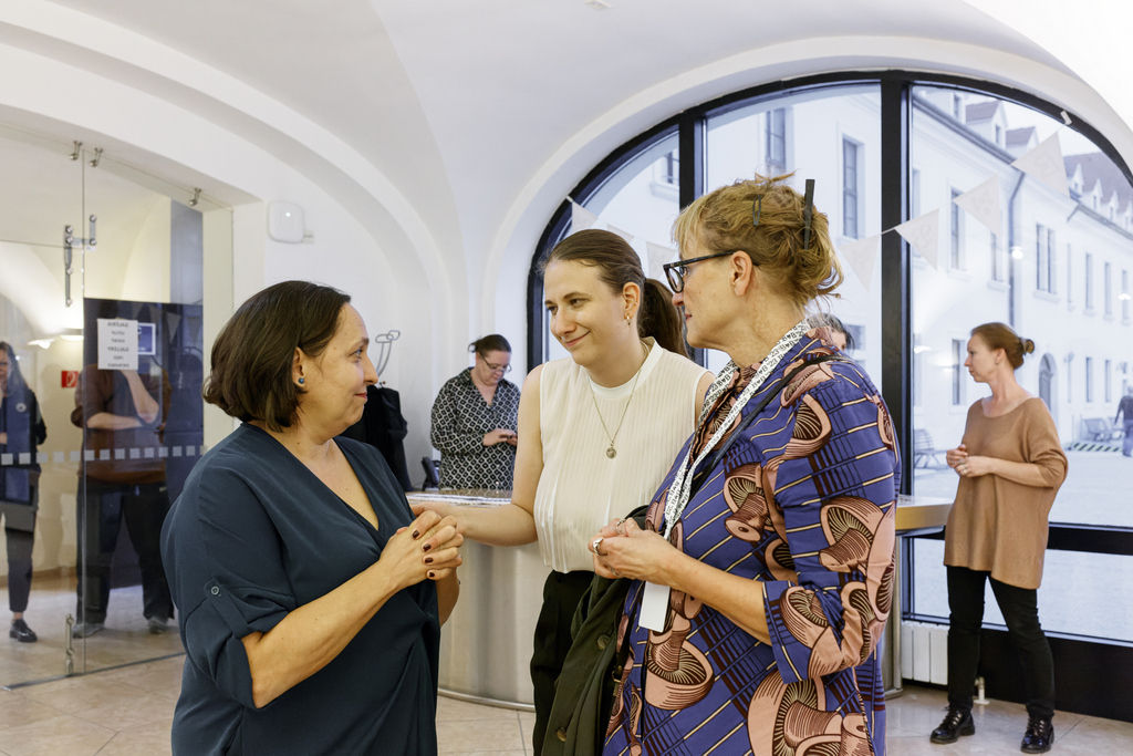 Tri - sprievodná výstava BIB 2023-004