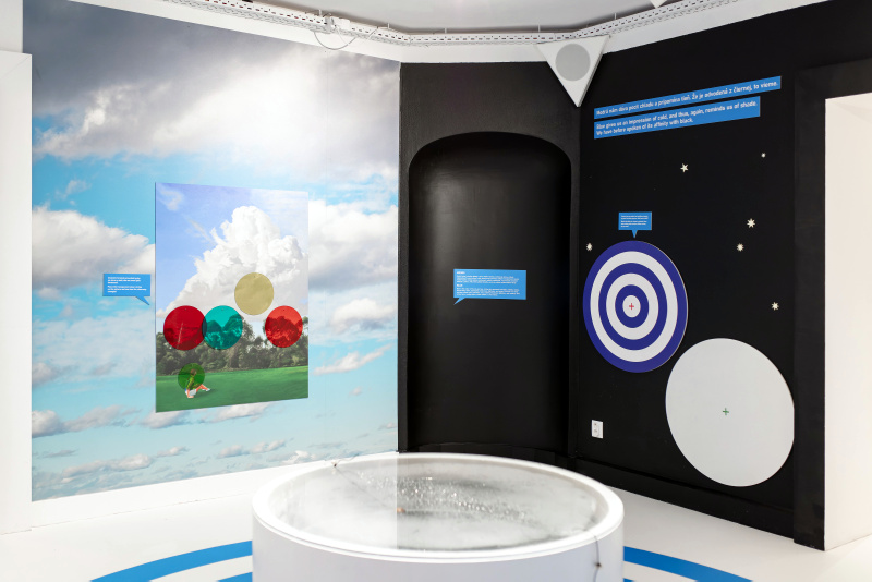 COLOUR LABORATORY-002