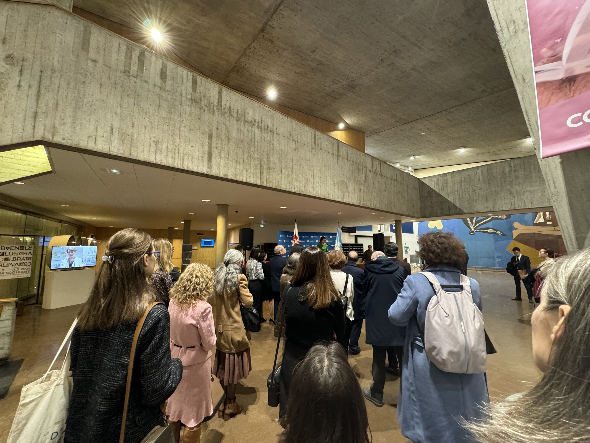 2_UNESCO Paríž 24 Ocenení BIB 23